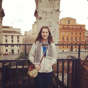 Meet your Posher, Elizabeth